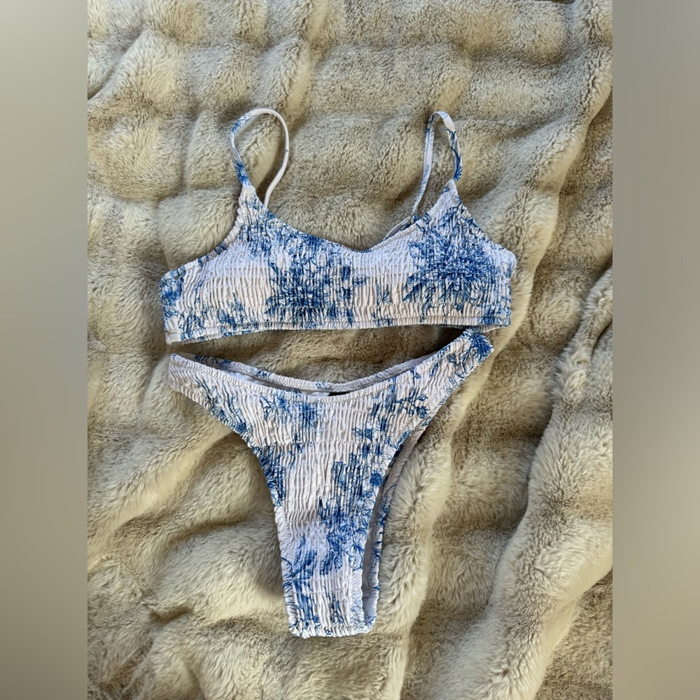 Shein bikini  size small